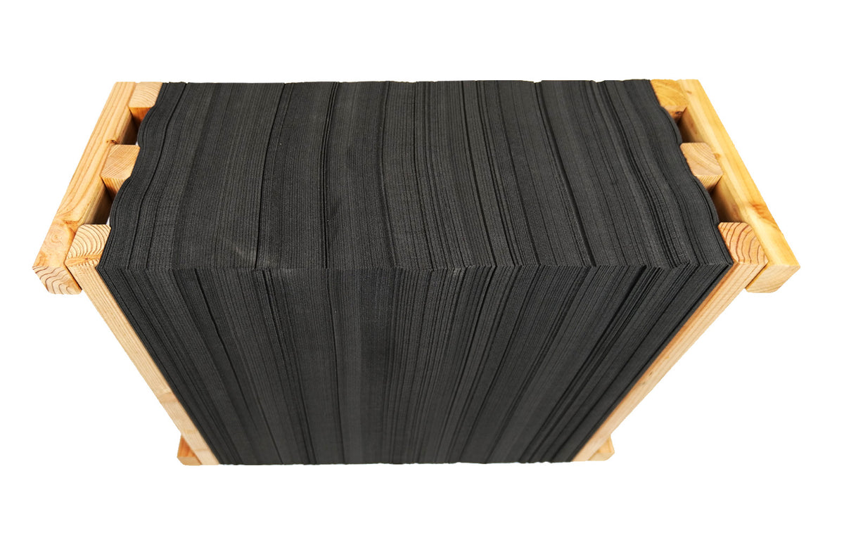 Lamellierte Zielscheibe mit Gewindestange in 80x80x30 cm